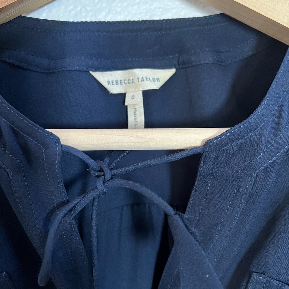 Rebecca Taylor Navy Blue Silk Tie-Neck Utility Blouse 100% silk blouse size 0 - Picture 5 of 7